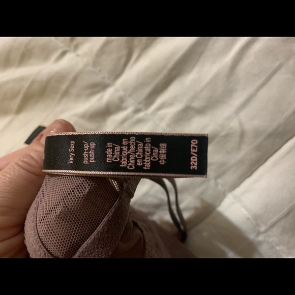 Very Sexy Bra - Picture 6 of 6